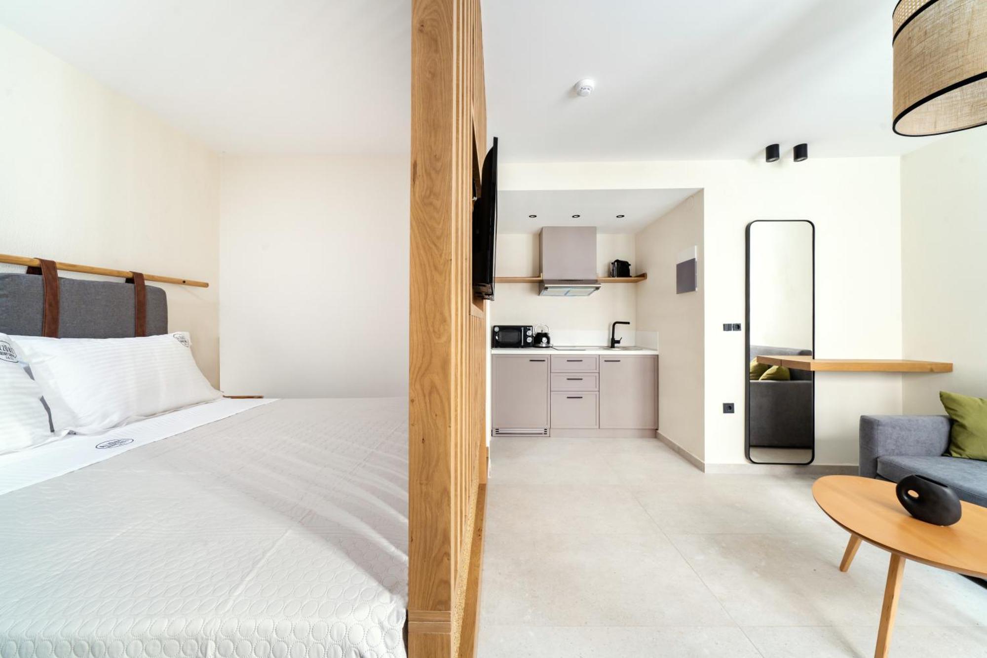 Azzure Luxury Suites Ποτός Εξωτερικό φωτογραφία